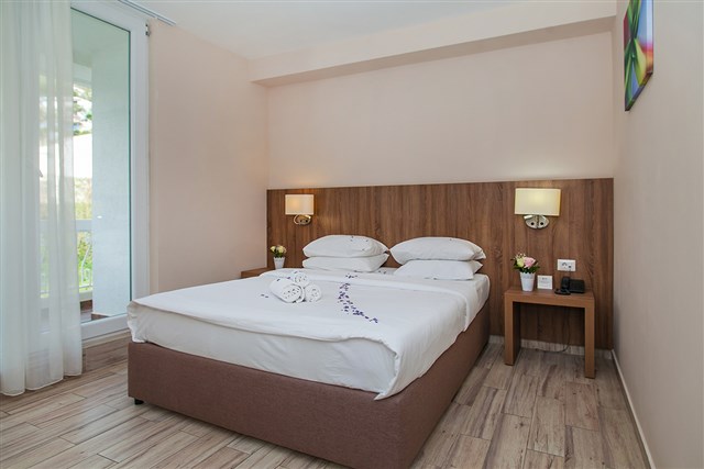 Hotel SATO - dvoulůžkový pokoj s možností přistýlky - typ 2(+1) B CLASSIC