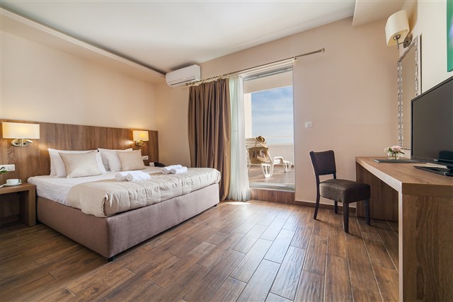 Hotel SATO - dvoulůžkový pokoj - typ 2(+0) B DELUXE PANORAMATIC view
