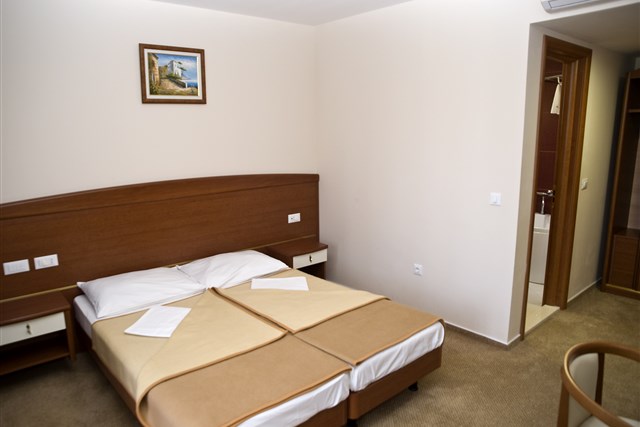Hotel NEPTUN - dvoulůžkový pokoj - typ 2(+0) BM