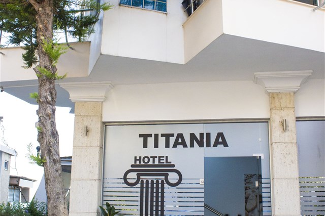 Hotel TITANIA - 