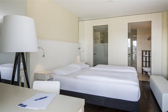 Falkensteiner Premium Apartmány Senia - dvoulůžková ložnice, dvoulůžkový pokoj a denní místnost - typ APT. 2+2(+1) C