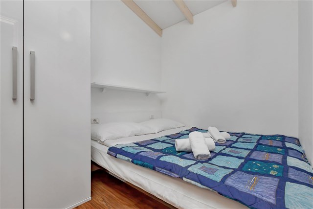 Luxusní KLIMATIZOVANÉ DOMKY - Garance - dvě dvoulůžkové ložnice a denní místnost - typ M.HOME 4(+0) STANDARD
