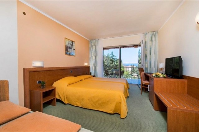 Hotel SALINERA - dvoulůžkový pokoj s možností přistýlky - typ 2(+1) BM ****