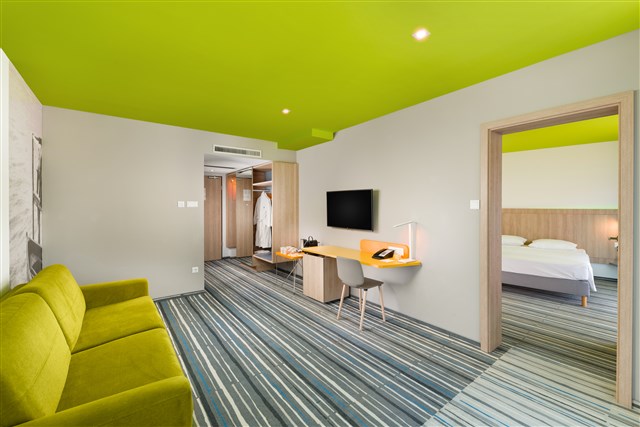 Park Inn by Radisson Hotel and Spa Zalakaros - dvoulůžkový pokoj s možností dvou přistýlek - typ 2(+2) FAMILY