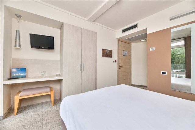 Hotel MEDITERAN PLAVA LAGUNA - dvoulůžkový pokoj - typ 2(+0) B