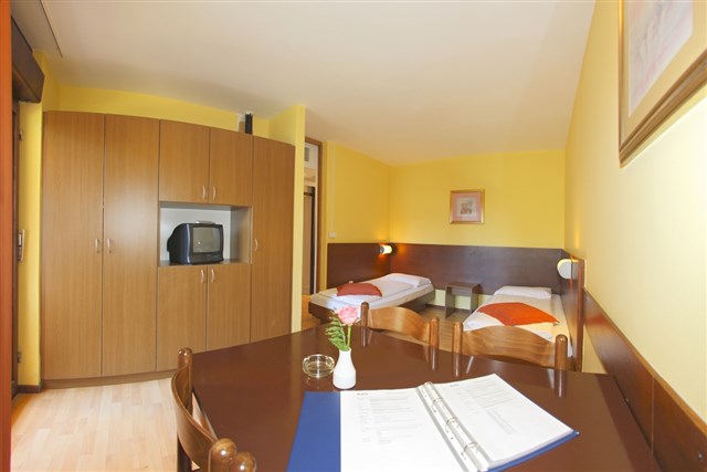 Hotel DONAT - dva propojené dvoulůžkové pokoje - typ 2+2 FAMILY