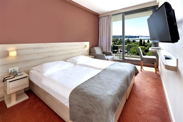 Hotel MATERADA PLAVA LAGUNA - dvoulůžkový pokoj s možností přistýlky - typ 2(+1) BM