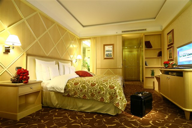 Hotel SPLENDID & SPA RESORT - dvoulůžkový pokoj s možností přistýlky - typ 2(+1) BM