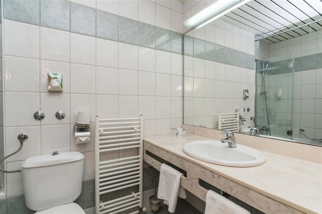 Hotel AURORA Plava Laguna - dvoulůžkový pokoj s možností přistýlky - 2(+1) BM PREMIUM