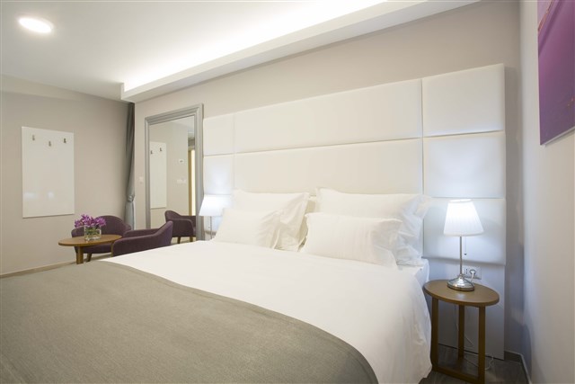 Hotel INTERMEZZO - dvoulůžkový pokoj - typ 2(+0) B DELUXE