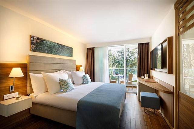 VALAMAR BELLEVUE Resort - dvoulůžkový pokoj s možností dvou přistýlek - typ 2(+2) B Standard Family