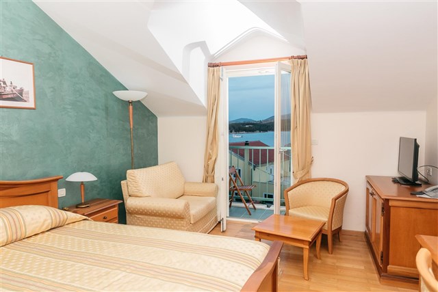 Hotel SPONGIOLA - dvoulůžkový pokoj s možností přistýlky - typ 2(+1) BM