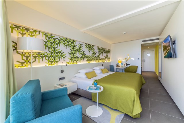 Hotel BLUESUN BERULIA - dvoulůžkový pokoj s možností přistýlky - typ 2(+1) B-Su