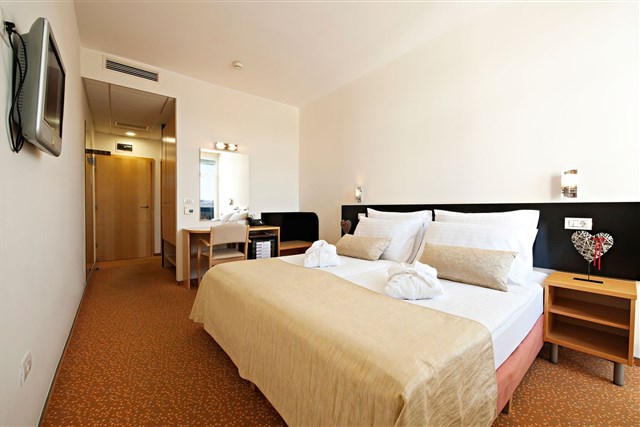 Hotel RADIN - dvoulůžkový pokoj - typ 2(+0)