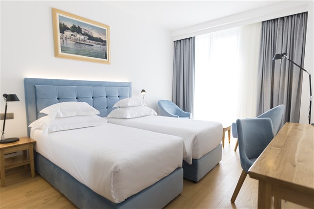 Hotel MIRAMARE-Crikvenica - dvoulůžkový pokoj s možností přistýlky - typ 2(+1) M Su