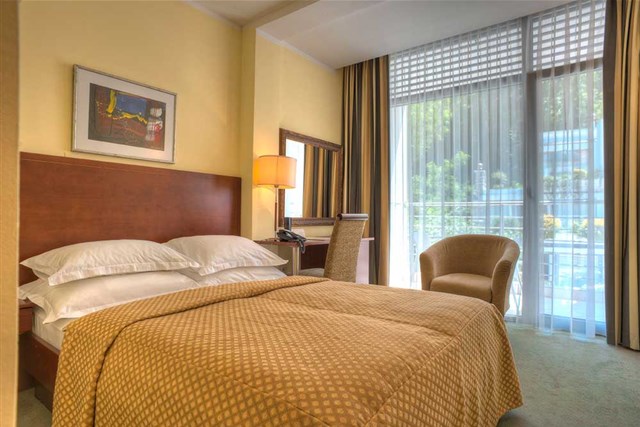 Hotel RIVIJERA - dvoulůžkový pokoj - typ 2(+0) B-Economy