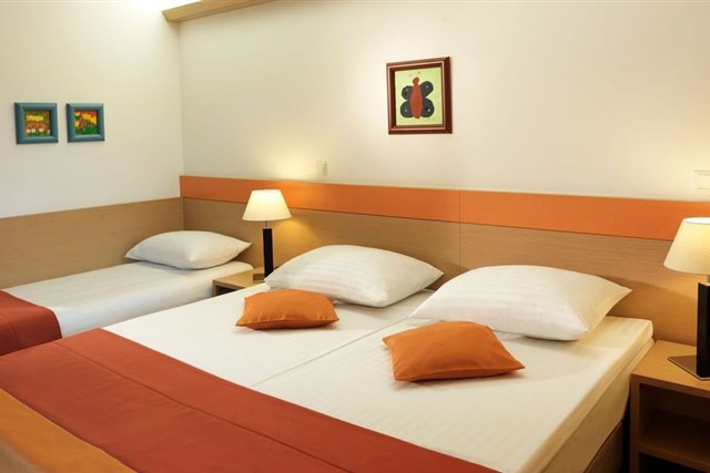 Hotel SAVICA GARNI - dvoulůžkový pokoj s možností přistýlky - typ 2(+1) B