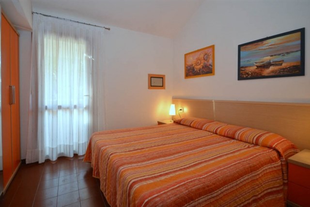Villaggio delle MEDUSE - dvoulůžková ložnice, ložnice s palandou a denní místnost - typ APT. 4+1 C-5