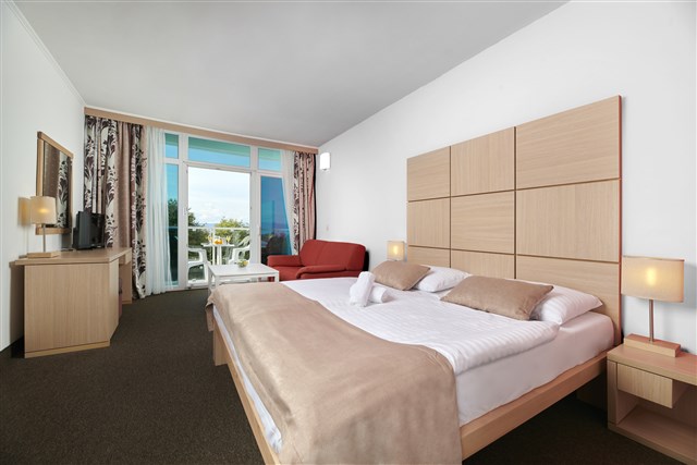Hotel AMINESS MAGAL - dvoulůžkový pokoj s možností dvou přistýlek - typ 2(+2) J.SUITE BM