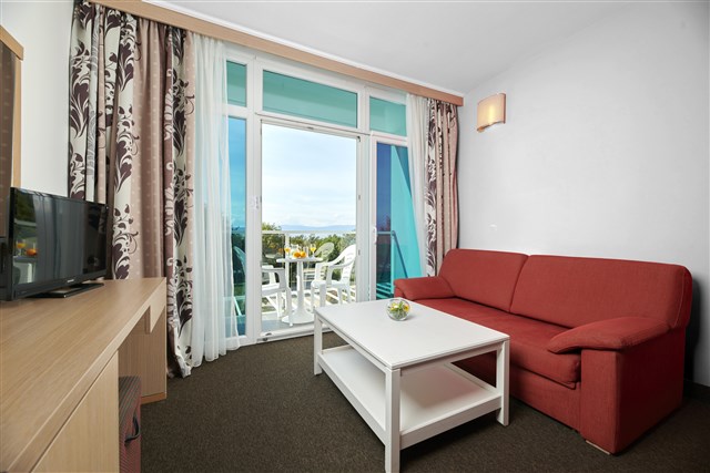Hotel AMINESS MAGAL - dvoulůžkový pokoj s možností dvou přistýlek - typ 2(+2) J.SUITE BM
