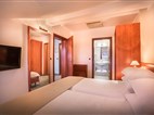 ZVONIMIR SUNNY HOTEL BY VALAMAR - dvoulůžková ložnice a denní místnost - typ 2(+2) M