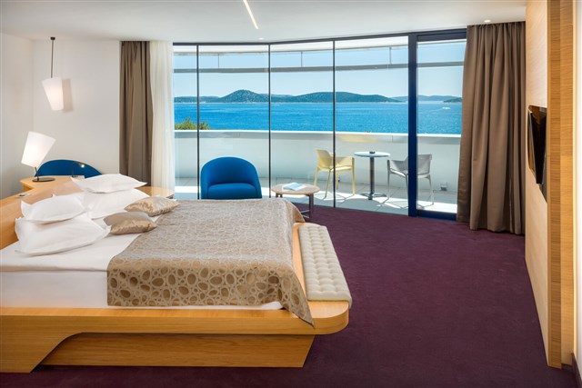 Hotel OLYMPIA SKY - dvoulůžkový pokoj s možností přistýlky - typ 2(+1) BSV DELUXE