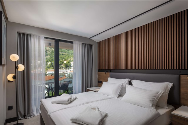 Hotel NOEMIA - dvoulůžkový pokoj s možností přistýlky - typ 2(+1) JUNIOR SUITE