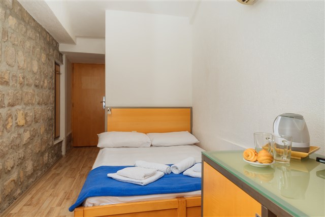 Hotel SAVOJO - dvoulůžkový pokoj - typ 2(+0) BM STANDARD