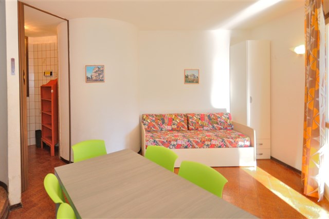Villaggio TIVOLI - dvoulůžková ložnice, dvoulůžkový pokoj a denní místnost - typ APT. 4+2 C