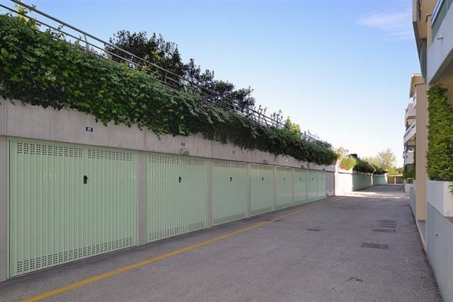 Villaggio PLANETARIUM RESORT - garážová stání