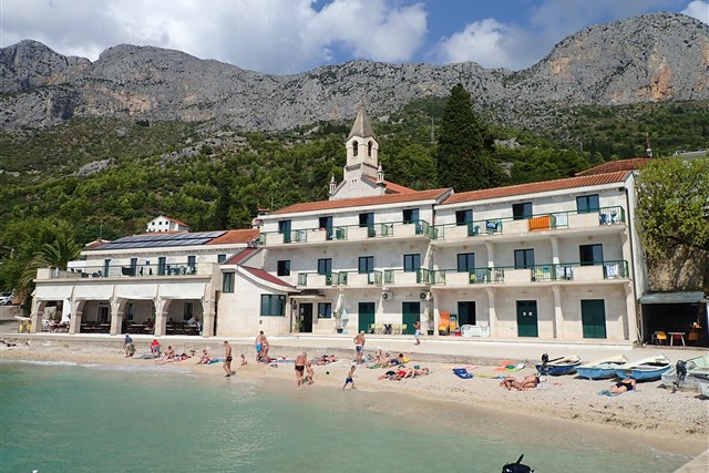 Vila MARKO - Hotel Riva, Brist, Chorvatsko - pláž