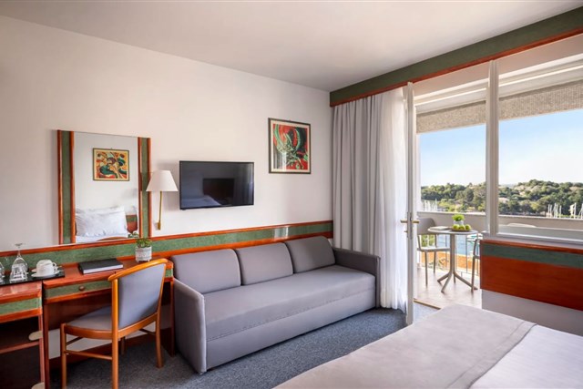 Hotel PINETA - dvoulůžkový pokoj s možností přistýlky - typ 2+1 BM PREM