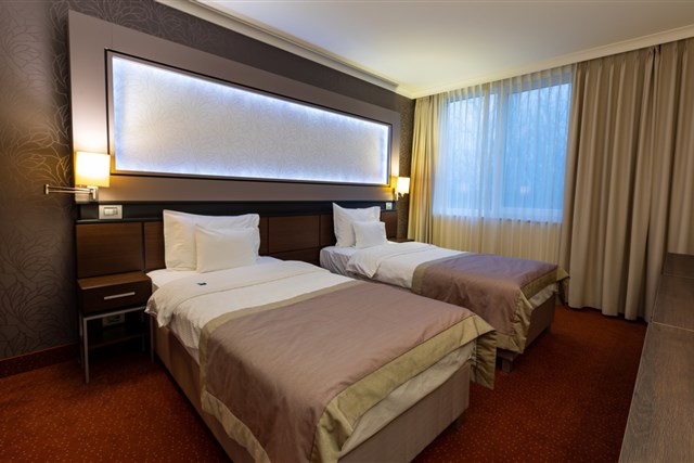 Hotel AQUAWORLD RESORT BUDAPEST - 3 pokojový apartmán se 2 ložnicemi a obývacím pokojem - typ - APT. 4(+2)