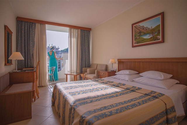 Hotel MEDITERAN-Bećići - dvoulůžkový pokoj - typ 2(+0) B Standard