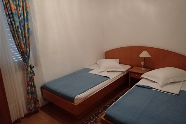 Apartmány URANIA - dvě 2lůžkové ložnice, denní místnost s možností přistýlky - Apt. 4(+1)