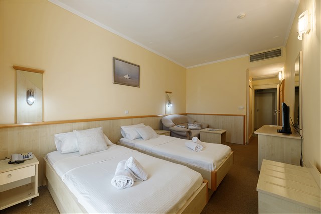 Hotel ADRIA - dvoulůžkový pokoj s možností přistýlky - ty 2(+1) B-Classic