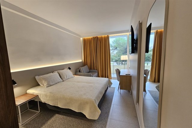 Hotel ADRIA - dvoulůžkový pokoj s možností přistýlky - typ 2(+1) B Standard