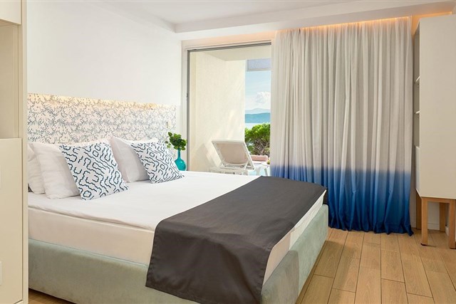 TUI Blue Makarska Resort - dvoulůžkový pokoj - typ 2(+0) BM-SW SWIM UP