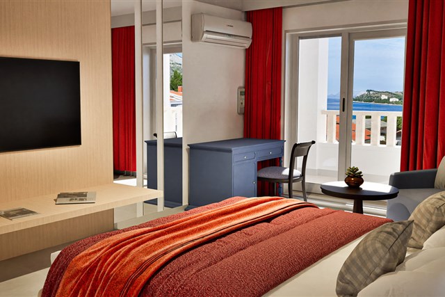 Hotel LAURENTUM - dvoulůžkový pokoj s možností přistýlky - typ 2(+1) BM-PREMIUM-SSV
