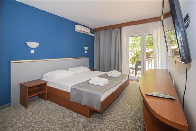 Hotel LUMBARDA - dvoulůžkový pokoj - typ 2(+0) B