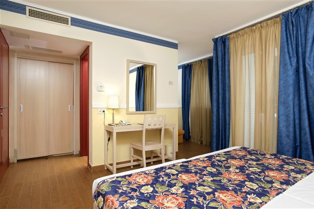 AMADRIA PARK Camping Šibenik - Villas Kornati - dvě dvoulůžkové ložnice a denní místnost - typ APT. 4+3