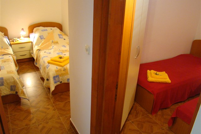 Apartmány DUBRA - dvě dvoulůžkové ložnice, denní místnost s rozkládacím gaučem - typ Apt. 4(+2)
