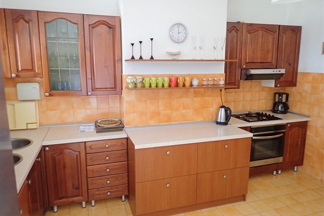 Vila JELENA - čtyři dvoulůžkové pokoje, oddělená prostorná kuchyně a denní místnost - typ APT. 8(+0)