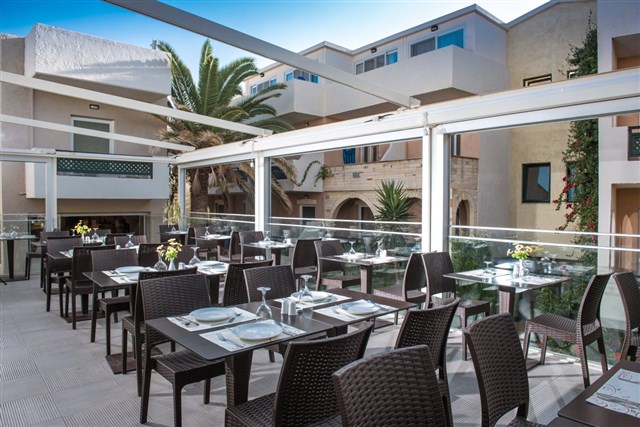 ODYSSIA BEACH - Odyssia Beach - Restaurant